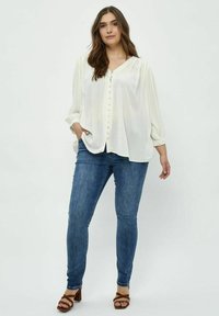 PEPPERCORN PCDANEA - Bluse - gardenia