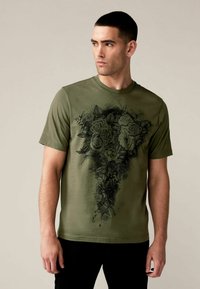 Next TATTOO FLORAL 3 PACK REGULAR FIT - T-shirt med print - white black khaki