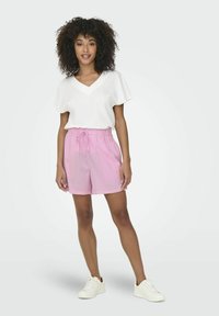 ONLY ONLAUGUSTA  - Shorts - bonbon