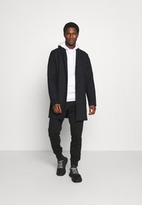 Lacoste Sweatshirt com capuz - white