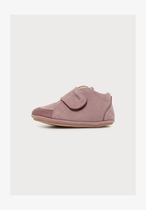 Froddo, BAREFOOT FIRST WALK UNISEX - Chaussures premiers pas - dark pink