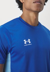 Under Armour TRAIN - Sportfelső - tech blue/white