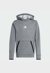 Šedá mikina s kapucí vyrobená z texturované tkaniny, se přední kapsou, černými akcenty a bílým logem v oblasti hrudníku. Obsahuje kapuci.