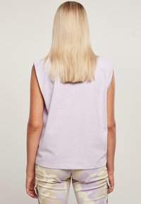 Urban Classics Navadna majica - lilac