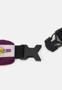 Nike Performance SLIM WAIST PACK 3.0 UNISEX - Bolsa de cintura - sangria/black/university gold