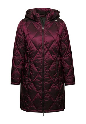 Padded coat in Bordeaux mit gestepptem Rautenmuster, langen Ärmeln, Kapuze und schwarzen Reißverschlusstaschen auf beiden Seiten.
