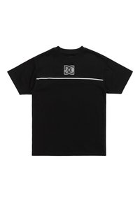 Black short-sleeve t-shirt made of cotton, featuring a white horizontal stripe and a DC logo on the chest. Smooth texture, standard fit.