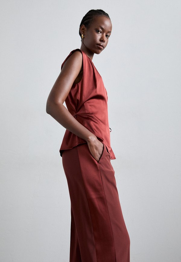 EDITEA - Trousers - henna2