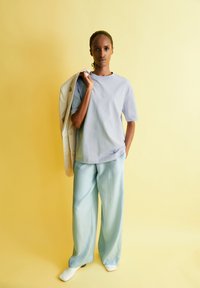 ARMEDANGELS TARJAA - T-Shirt basic - soft lilac