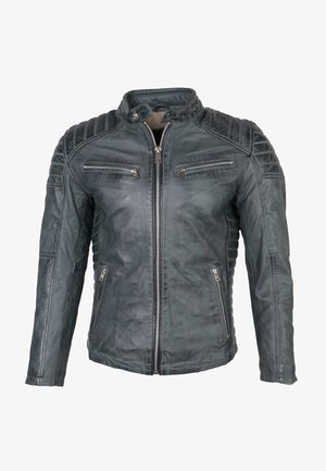 Schwarze Lederjacke, strukturierte Oberfläche, Stehkragen, gesteppte Schulterakzente, zwei vordere Reißverschlüsse und zentraler Reißverschlussverschluss.