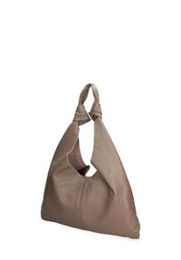 Borsa a tracolla in pelle color taupe morbido. Presenta un design unico a ritaglio e manici annodati. Texture liscia con curvature morbide.