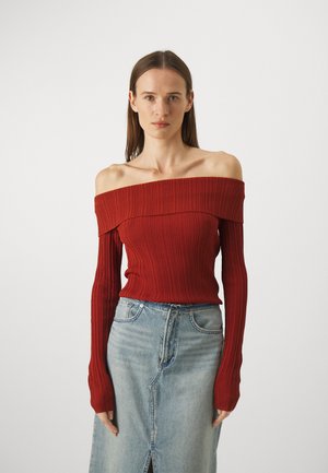 KALLA - Strickpullover - copper red