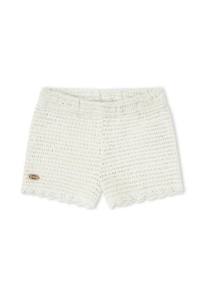 Pantalones cortos de punto de crochet blanco con bordes ondulados y una pequeña etiqueta ovalada marrón en el lado izquierdo.