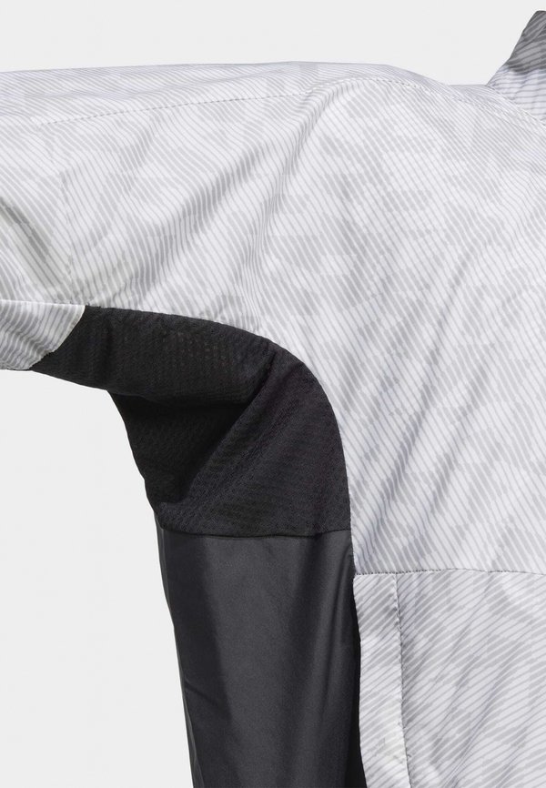 TRAIL - Windbreaker3