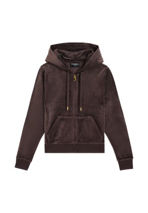Braune Velours-Zip-Hoodie mit einer Fronttasche, Kapuze mit Kordelzug, goldenen Hardware-Akzenten und einem kleinen Logo im linken Brustbereich.