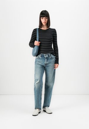 Rank 16: DRYKORN - NURIT - Long sleeved top