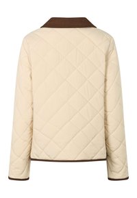 Beezhanpõimelise beezhikaamera pruunide soonikuga kraega, millel on teemantmuster ja pikad varrukad, mõeldud soojustamiseks ja mugavuseks.