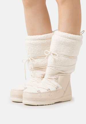 Chaussettes Motif Geishas Rouge - Chaussettes Femme Tricotées En France