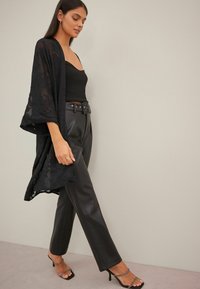 Next LONGLINE KIMONO COVER-UP - Nyári dzseki - black burnout