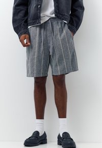 PULL&BEAR BERMUDA - Shorts - blue - Zalando