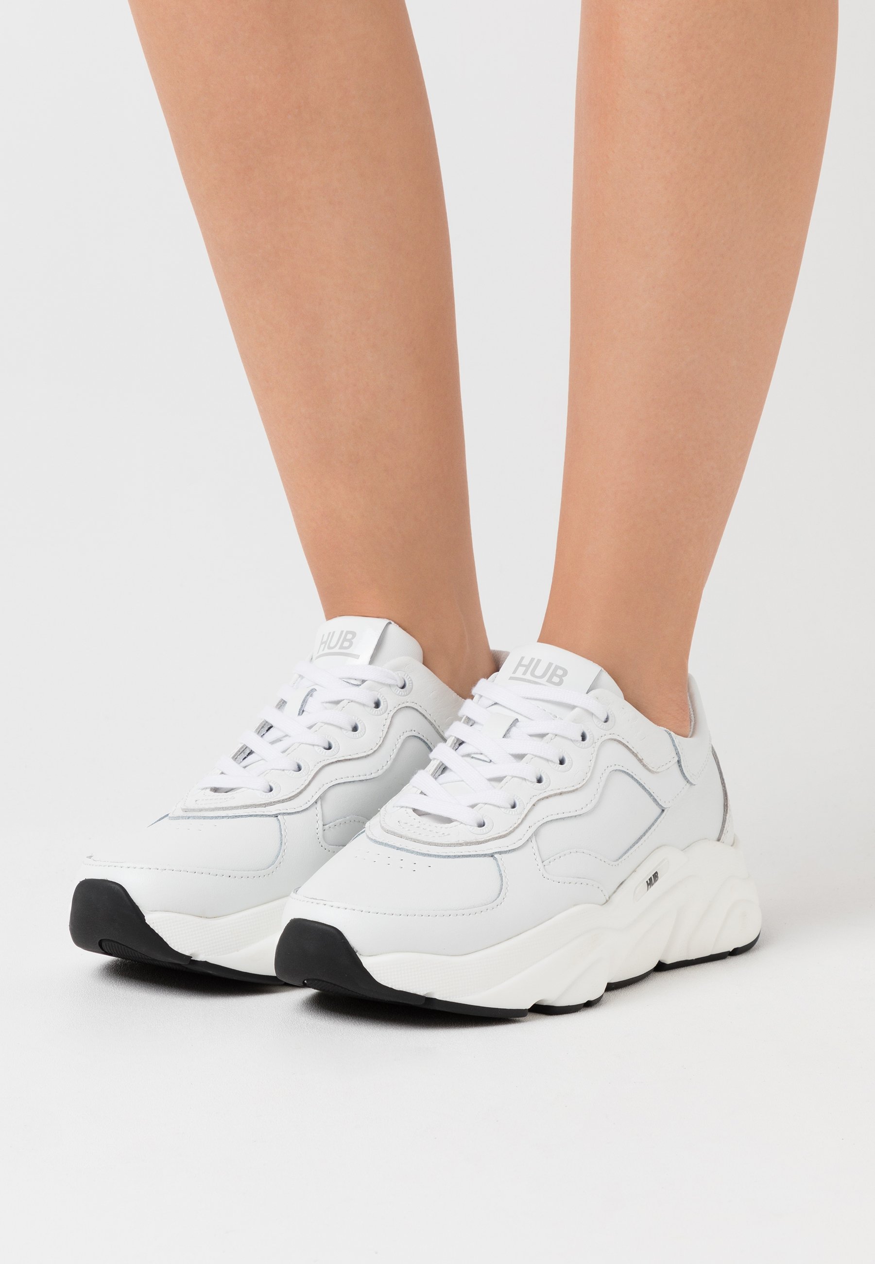 HUB ROCK Joggesko whiteoffwhiteblack Zalando.no HUB ROCK Joggesko offwhitetaupelite gum Zalando.no