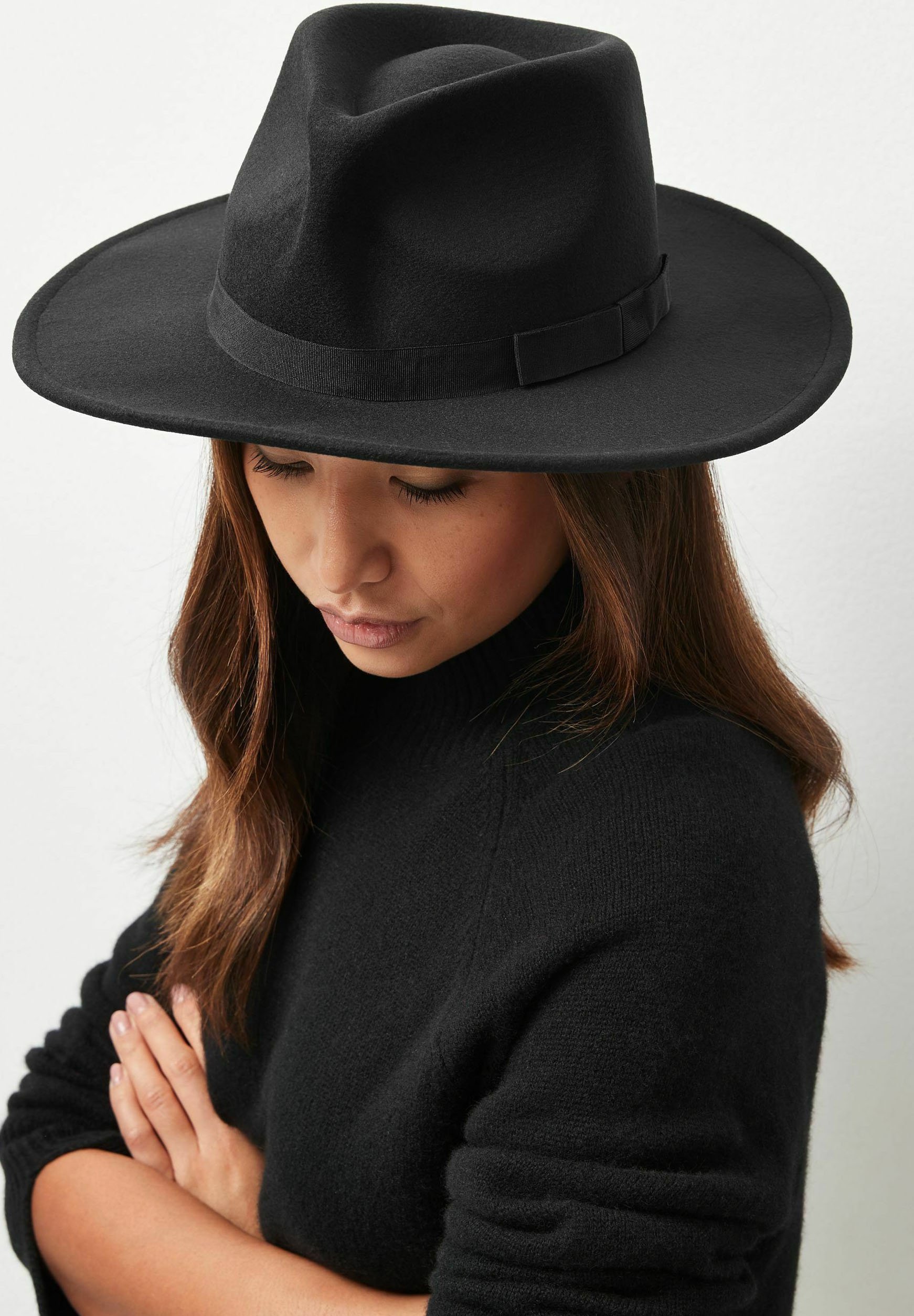 Chapeau Fedora Femme August Accessories Noir Tressé Aéré - Taille Unique, Neuf