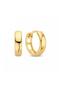 Goldene Creolen mit glänzender Oberfläche, abgerundetem Design, glatter Textur und einem sicheren Verschlussmechanismus. Sichtbare Naht in der Nähe des Scharniers.