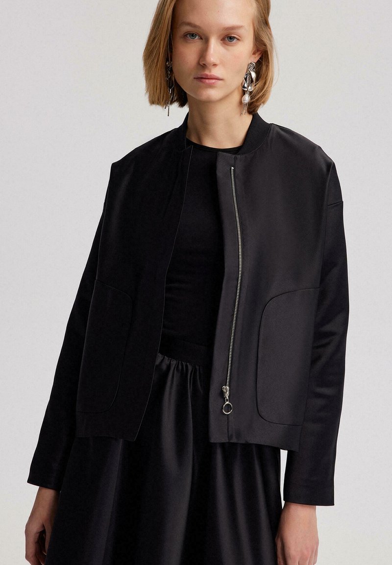 Touché Privé - WITH POCKET DETAIL - Giubbotto Bomber - black, Ingrandire