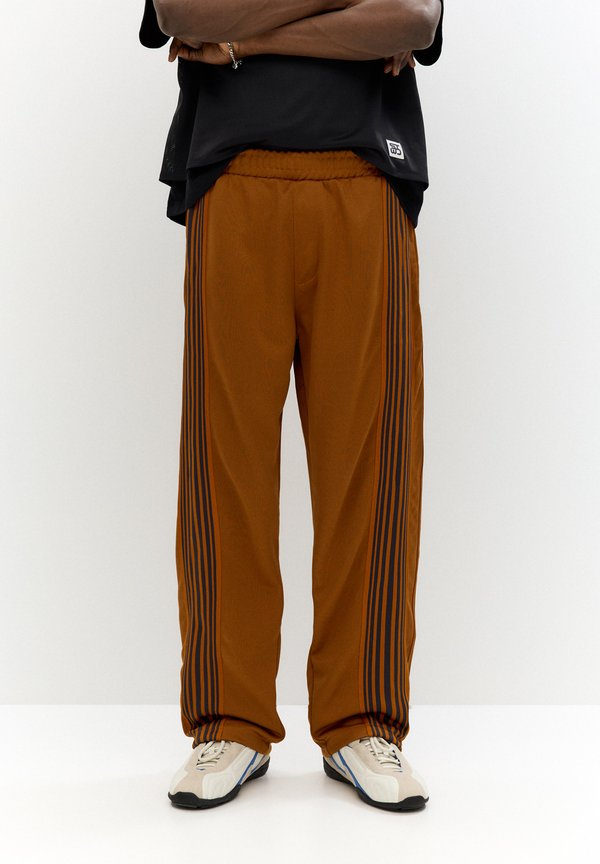 JOGGER  - Jogginghose - orange