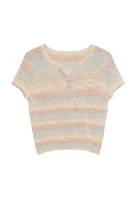 Top de punto de manga corta y cuello en V en suaves rayas pastel de color rosa, azul y crema. Presenta una botonera en la parte delantera.
