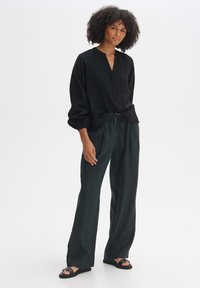 OPUS Camicetta - black