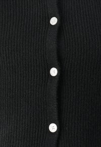 Unausgewählt, black