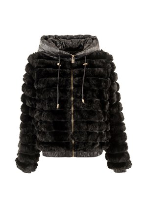 Giubbotto imbottito nero con pelliccia sintetica morbida, dotato di zip frontale, cappuccio con coulisse e polsini a coste. Superficie testurizzata con un design a strati.