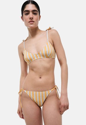 Monoprix, BAS DE MAILLOT DE BAIN MATHILDE - Bas de bikini - forsythia
