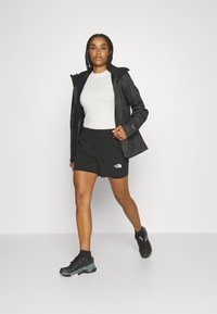 The North Face QUEST TRICLIMATE - Casaco impermeável - black