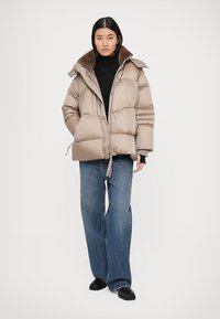 MAX&Co. CURSORE - Doudoune - haselnuss