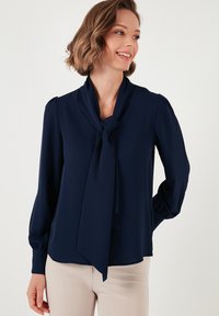 Unselected, dark blue