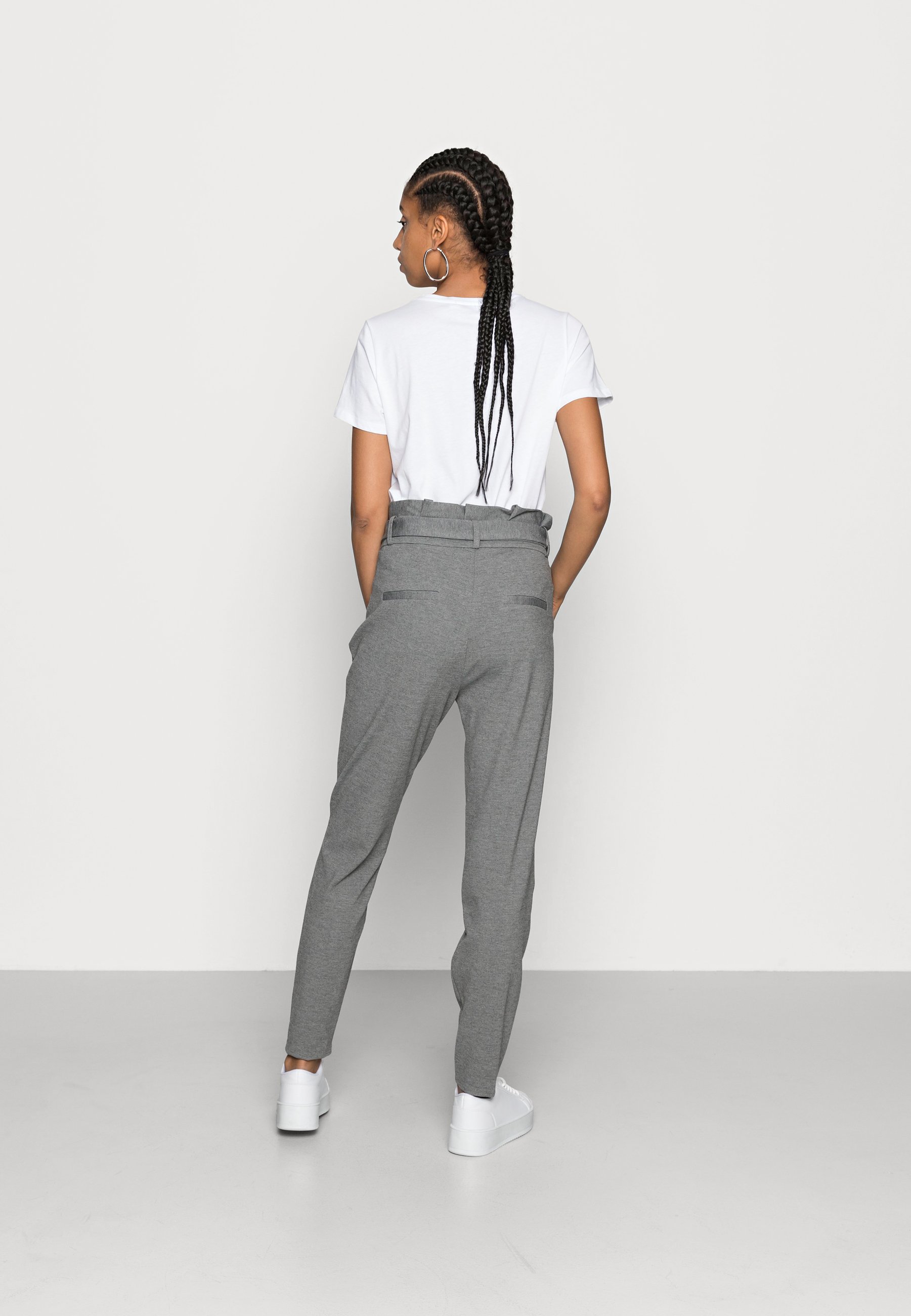 Vero Moda VMEVA PAPERBAG - Broek - medium grey/grijs gemêleerd - Zalando.nl