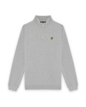 Lysegrå langermet genser med kvartglidelås i kragen og liten gul fuglelogo på venstre bryst.