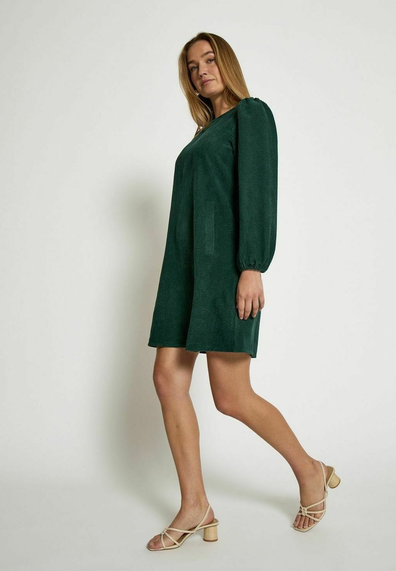 PEPPERCORN BETTY - Jumper dress - jungle green/green - Zalando.ie