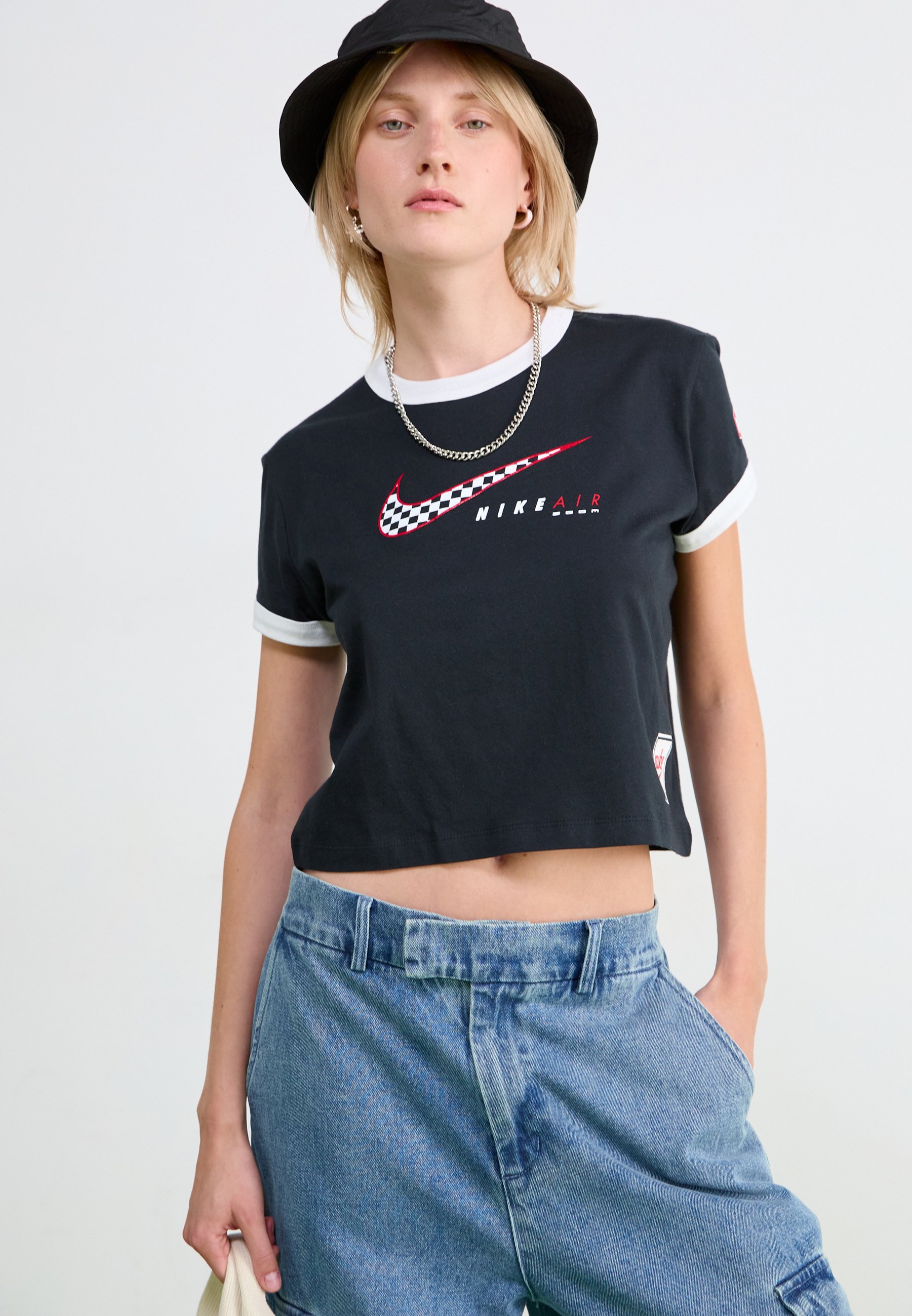 売れ筋商品|||ナイキ Tシャツ レディース トップス CLUB TEE - Print T-shirt - black Nike Sportswear CLUB TEE MOTO - Print T-shirt - black
