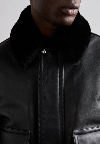Filippa K AVIATOR JACKET - Chaquetas bomber - black