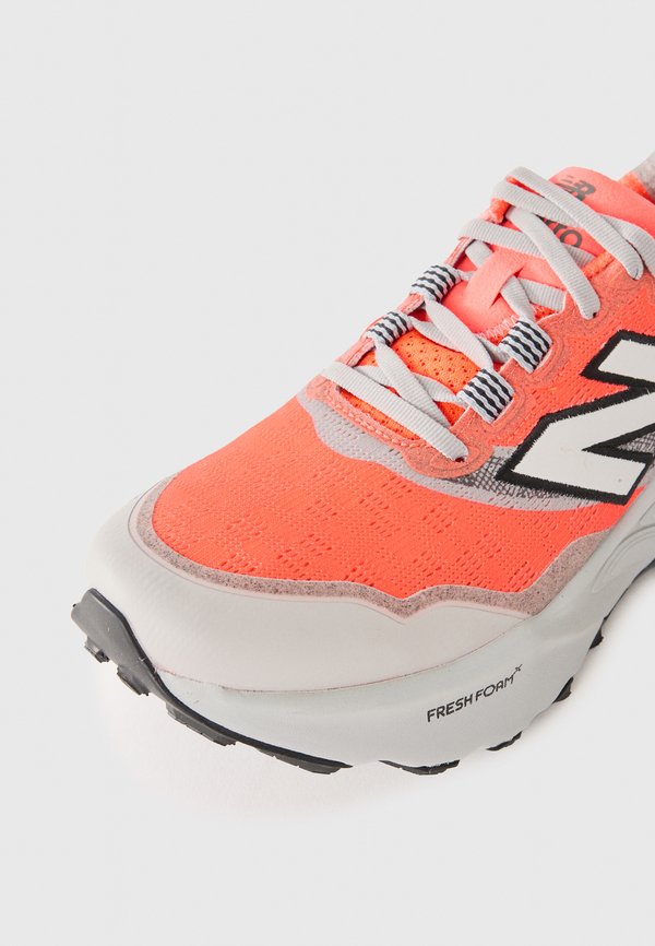 FRESH FOAM X HIERRO V9 - Trail running shoes2