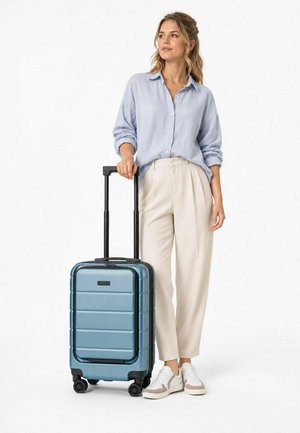 Police, DUBLIN 4 ROLLEN KABINENTROLLEY S 54 CM LAPTOPFACH MIT DEHNFALTE UNISEX - Trolley - ice blue
