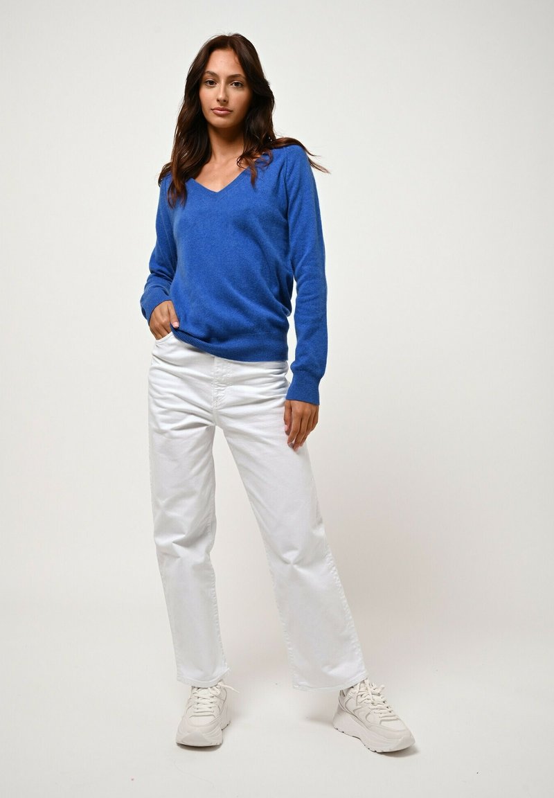 Authentic Cashmere GIUSALET - Stickad tröja - electric blue