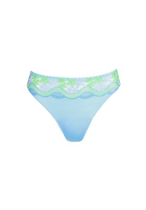 Lichtblauwe damesstring met groene en blauwe bloemenkant langs de tailleband.