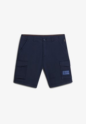 Námořnické modré cargo šortky s knoflíkovým zapínáním, dvěma bočními kapsami, náprsní kapsou na stehně a modro-bílým designem vlajky po straně.