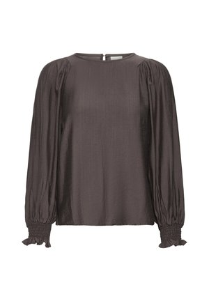 Blusa de manga larga gris oscuro en tejido suave, con cuello redondo, mangas fruncidas y puños con volantes, y cierre de botón en la parte posterior.