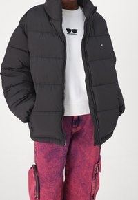 Tommy Jeans Chaqueta de invierno - black