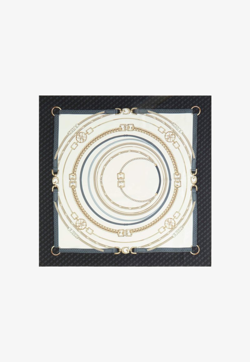 Goldfarbene Schmuckketten in verschiedenen Längen, plastikbeschichtete Metallringe und glatte Texturen, präsentiert auf einem schwarzen, gemusterten Hintergrund.